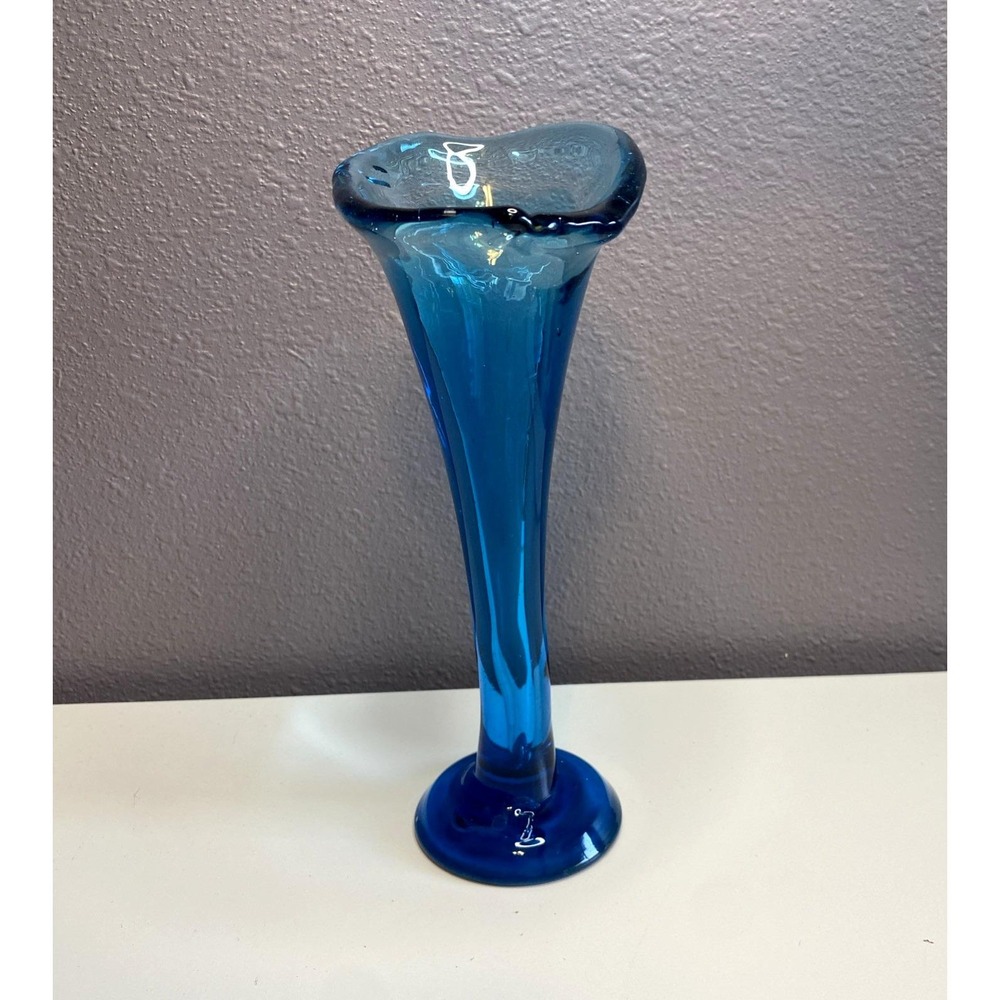 Turquoise Blue Hand Blown Art Glass Tulip Hour Glass Shaped Flower Vase Decor 8"